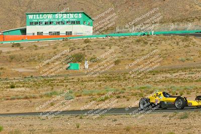 media/Jun-01-2025-CalClub SCCA (Sun) [[eae223c5dd]]/Group 3/Qualifying/